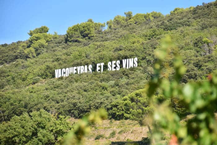09.VACQUEYRAS ©COLL.OTIVENTOUXPROVENCE